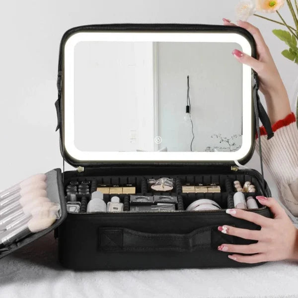 MakeUpBag™ | The makeup bag including LED mirror for every occasion!