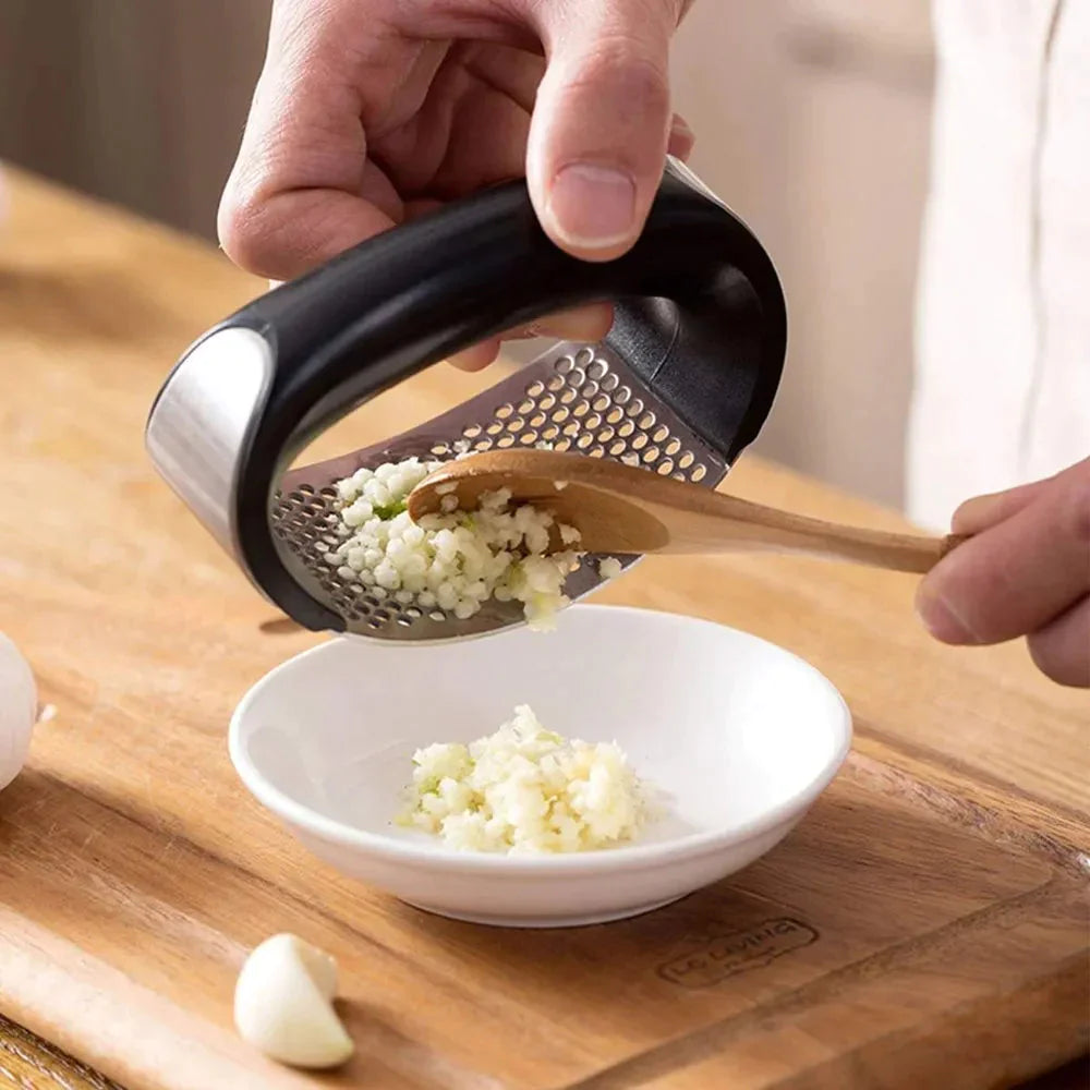 GARLICEASE™ Garlic Press - 1+1 Free