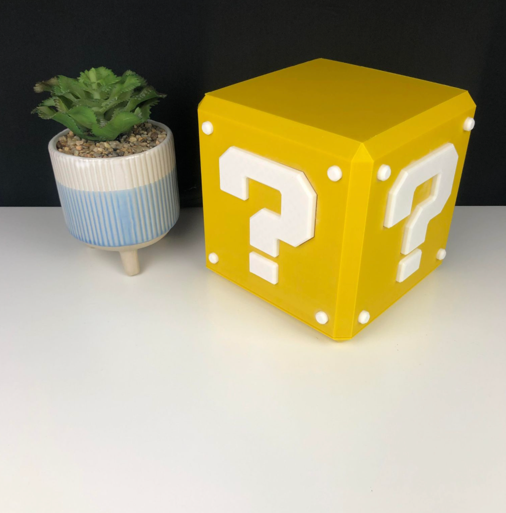 Maribox™ - Mario cube lamp