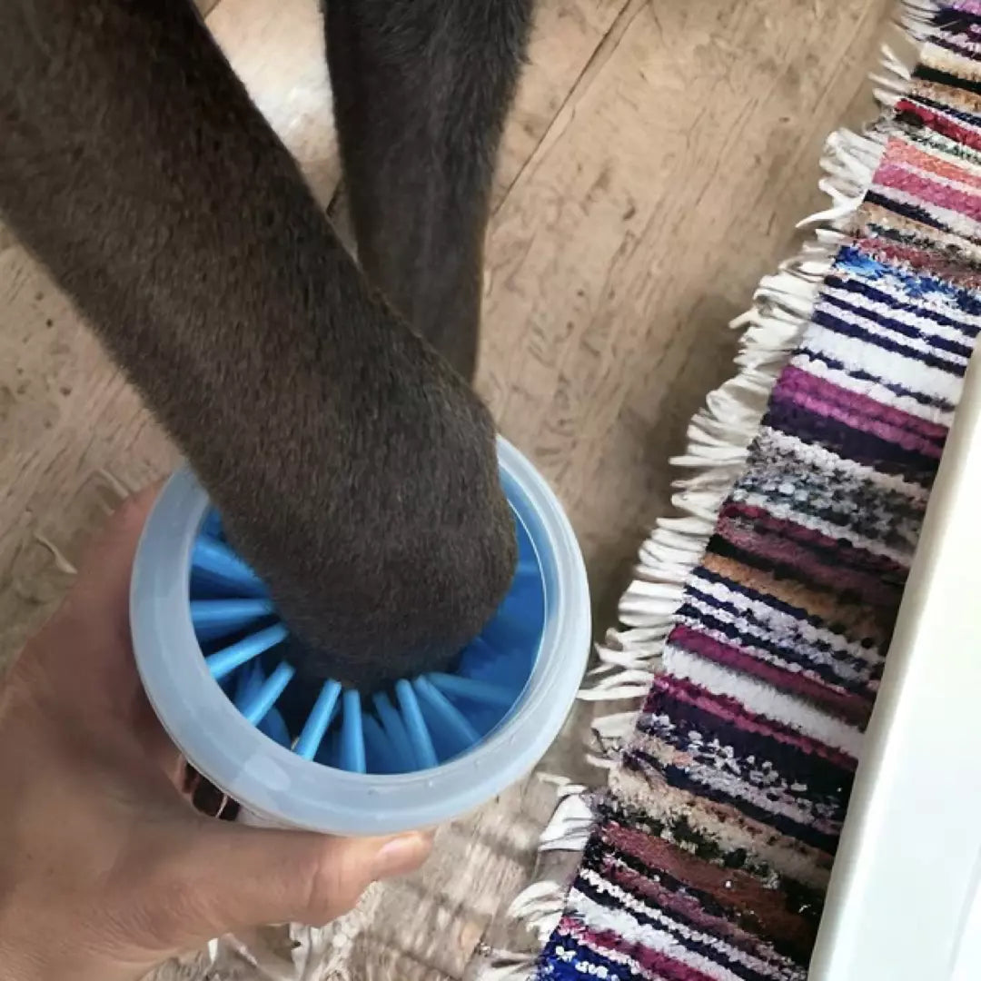 1+1 Free | Portable Dog Paws Cleaner