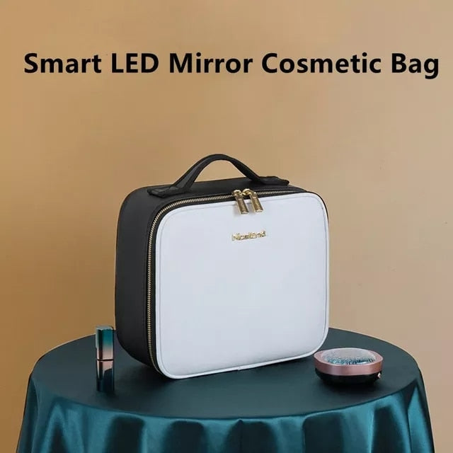 MakeUpBag™ | The makeup bag including LED mirror for every occasion!