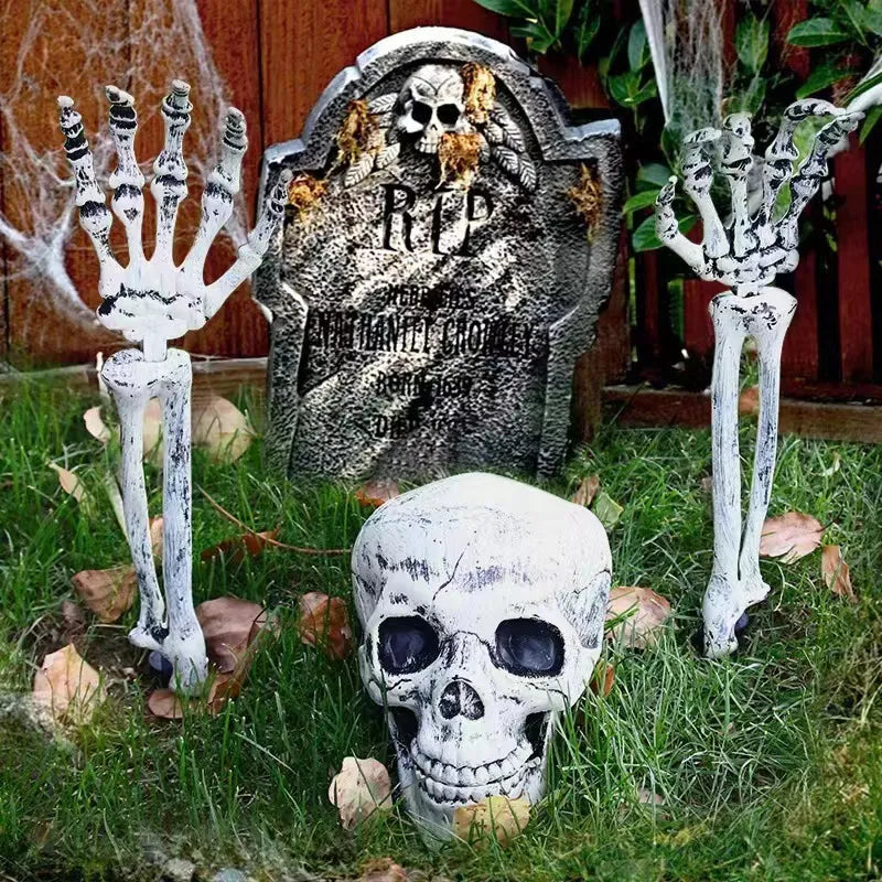 Graveyard™ skull garden decoration | 50% Discount