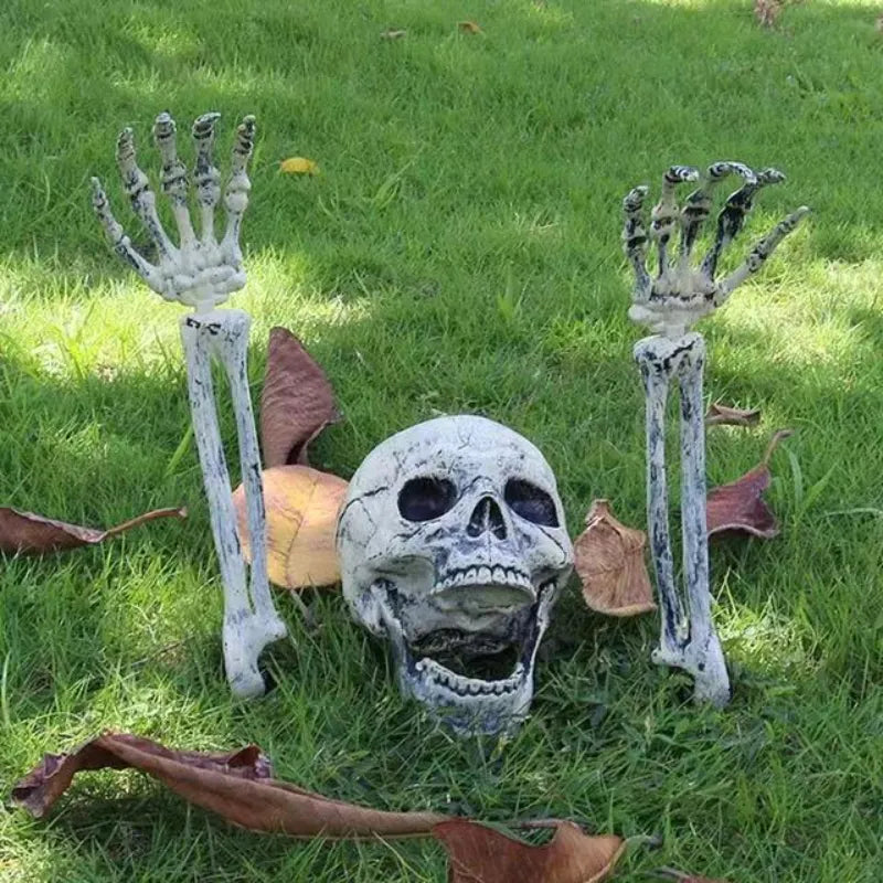 Graveyard™ skull garden decoration | 50% Discount